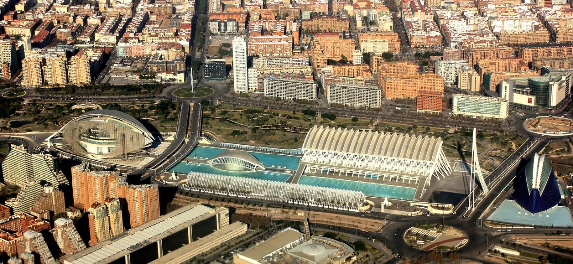 Inversión en viviendas turísticas en Valencia