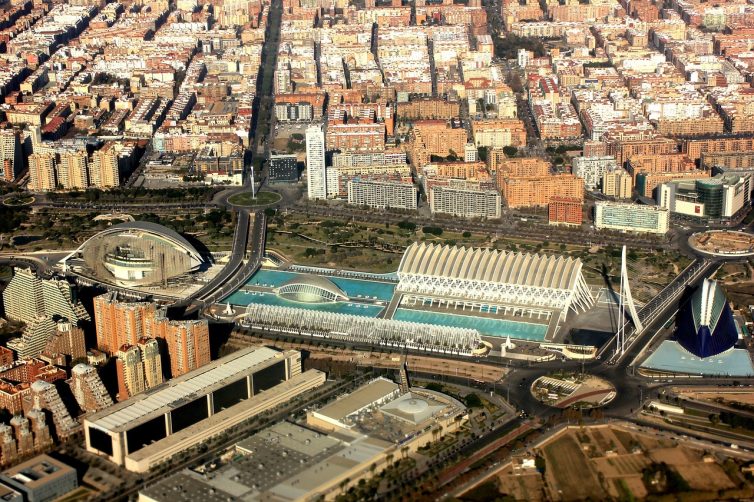 Inversión en viviendas turísticas en Valencia